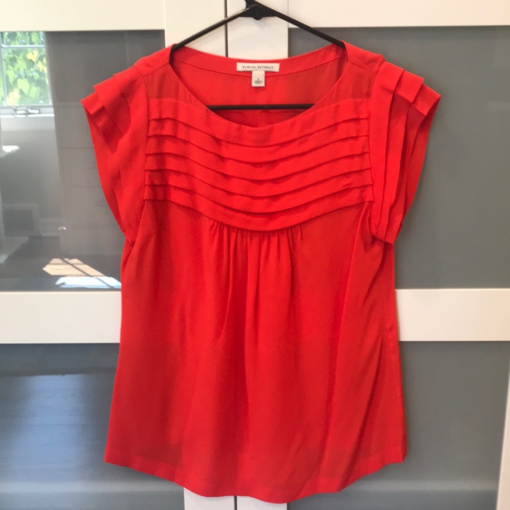 BANANA REPUBLIC Silk Blouse size small